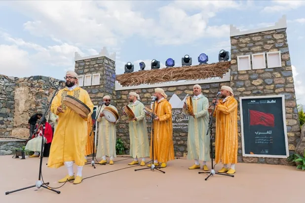 Suudi Arabistan'da düzenlenen festival, çarpıcı performanslara ev sahipliği yaptı