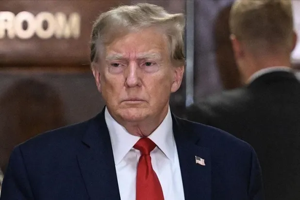 New York'taki "Jean Carroll davası", Trump'ın avukatının sağlık durumu nedeniyle ertelendi