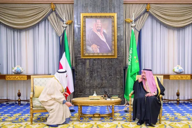 خادم حرمین شریفین، امیر کویت را در ریاض به حضور پذیرفت (واس)