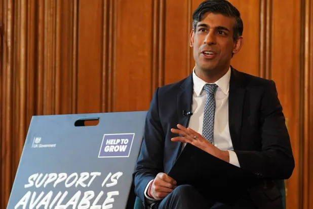 رئيس الوزراء البريطاني ريشي سوناك (أ.ف.ب)