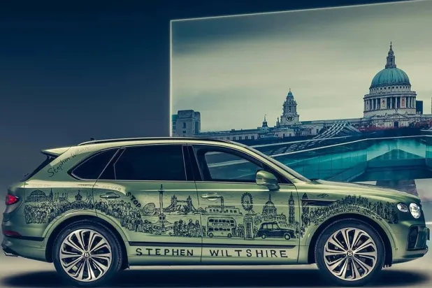 سيارة مرسوم عليها يدوياً (شركة بنتلي)