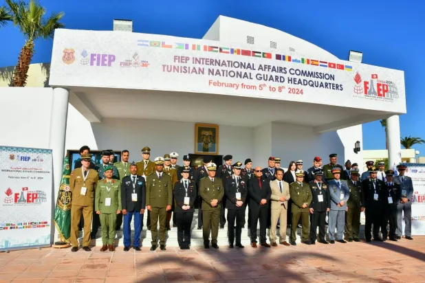 مشاركون من دول مختلفة خلال مشاركتهم في مؤتمر دولي حول الأمن بتونس (الداخلية التونسية)