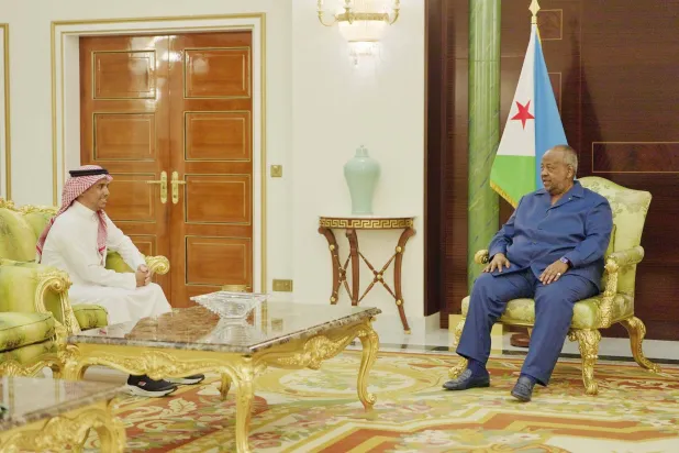 Djibouti’s President Ismaïl Omar Guelleh speaking to Asharq Al-Awsat (Asharq Al-Awsat)