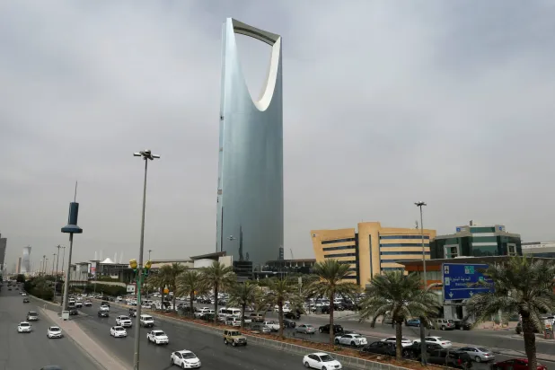 أحد شوارع العاصمة السعودية الرياض (رويترز)