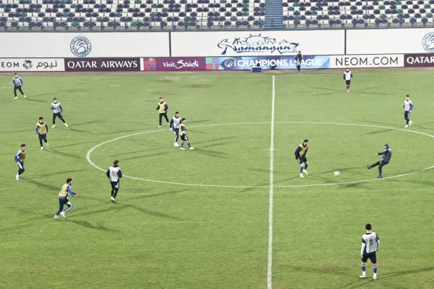 من استعدادات الفريق الأوزبكي للمواجهة التي ستجمعه بالاتحاد (تصوير: عدنان مهدلي)