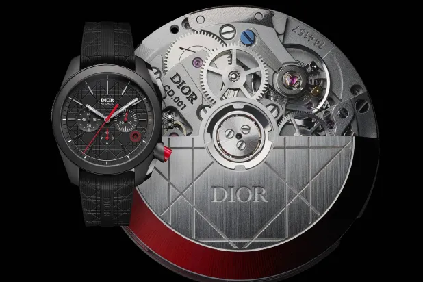 بعد 20 عاماً على إصدارها الأول كان لا بد من مراعاة التغيرات التي شهدها العالم من دون التنازل عن تقاليد الدار (ديور)