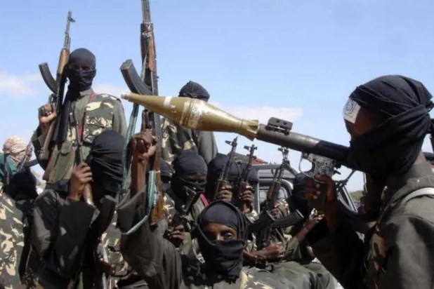 عناصر من حركة «الشباب» الصومالية (أرشيفية - رويترز)