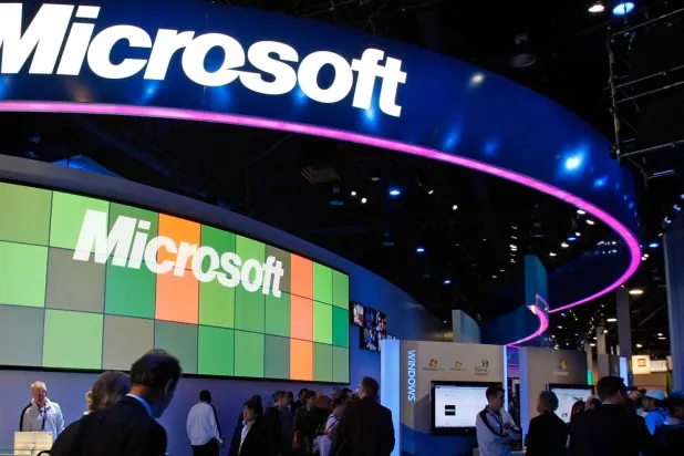 ركن «مايكروسوفت» في أحد المعارض الدولية (غيتي)