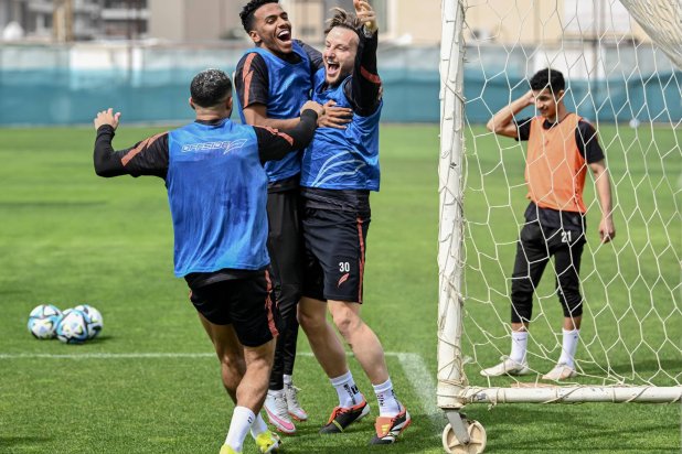 الأهلي المنتشي بانتصاراته في مهمة معقدة أمام الأخدود