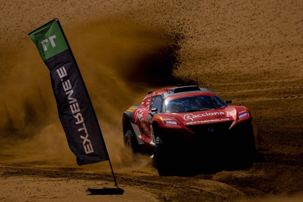 سباق «إكستريم إي»: «روزبرغ إكس» يتصدر... ونيوم يلاحقه 1 سباق «إكستريم إي»: «روزبرغ إكس» يتصدر... ونيوم يلاحقه