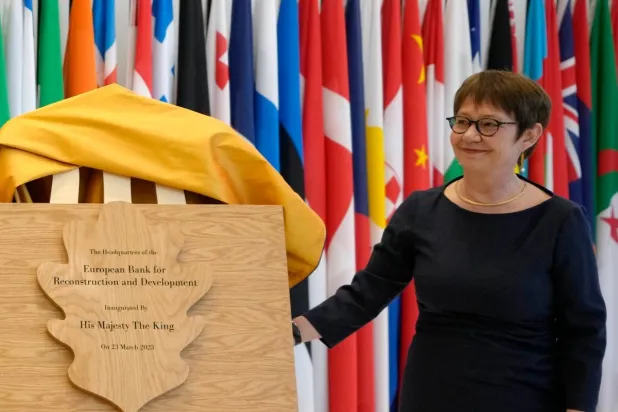 رئيسة البنك الأوروبي لإعادة الإعمار أوديل رينو باسو (أ.ب)