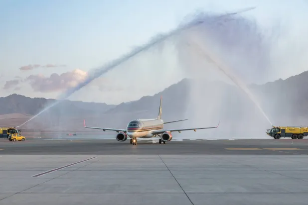 التوسع في مسارات الطيران لاستيعاب الأعداد المتزايدة من الزوار الذين تجذبهم العلا (الشرق الأوسط) 