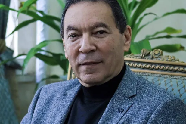 صديق المصريين عبر «فيسبوك»... الموت يغيّب الطبيب هاني الناظر