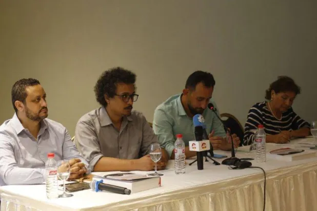 من إحدى الجلسات الخاصة بالعدالة الانتقالية (موقع الائتلاف المدافع عن العدالة)