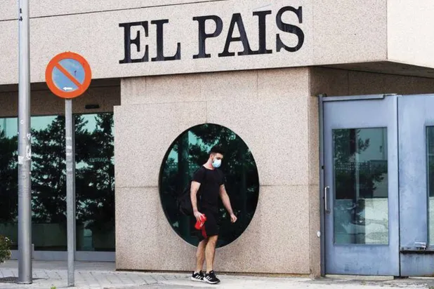 مقر صحيفة «إلباييس» (رويترز)