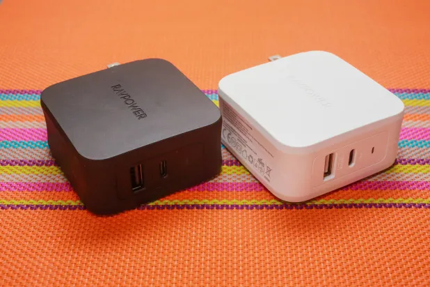 «راف باور» 61 واط مزدوج المنافذ