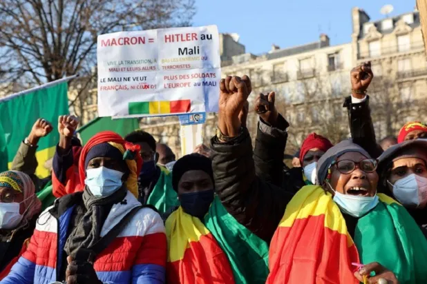 Fransa ve müttefiklerine; özellikle de Afrika Sahel'indeki bölgesel örgütlere yönelik düşmanlık artıyor. (AFP)