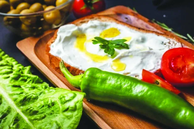 اللبنة اللبنانية تصل إلى موائد العالم (الشرق الأوسط)