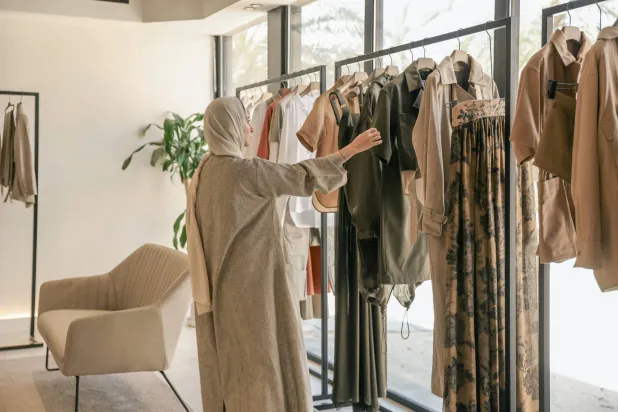 كشفت دار «ماكسمارا» عن تشكيلة رمضانية من 11 قطعة تلخص مفهوم الأناقة والرقي... وتدعو فيها الدار أيضاً ضيوفها لابتكار عطورهم الخاصة (ماكس مارا)