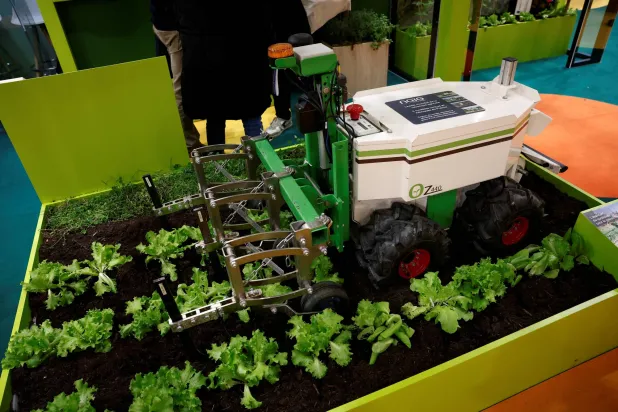 من معرض باريس الزراعي (رويترز)