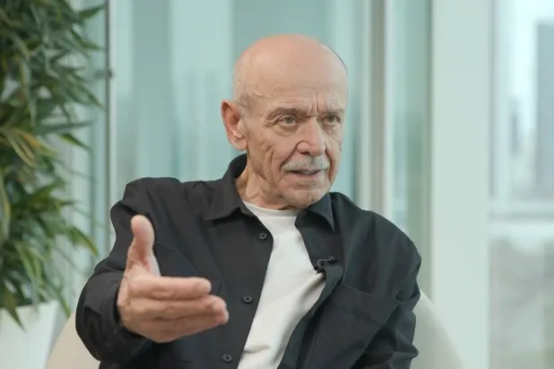 Veteran Palestinian politician Yasser Abed Rabbo speaks to Asharq Al-Awsat. (Asharq Al-Awsat)