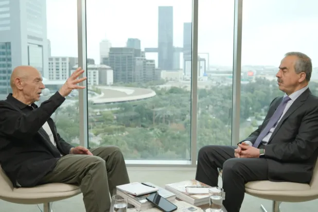  مصاحبه یاسر عبد ربه با  غسان شربل سردبیر الشرق الاوسط. «الشرق الأوسط» 