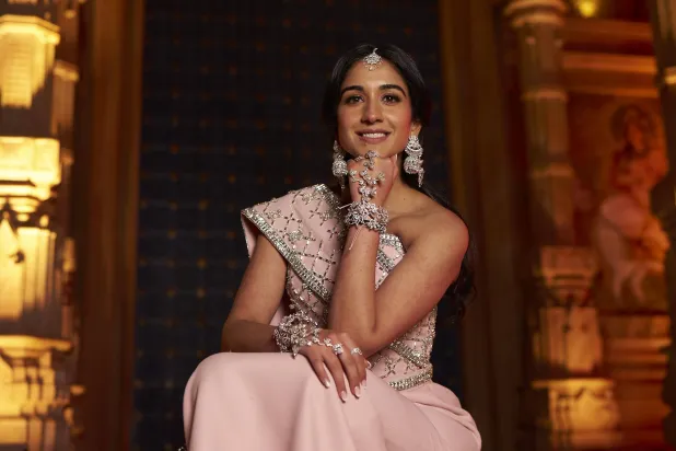 العروس راديكا ميرشنت (استوديو آشي)