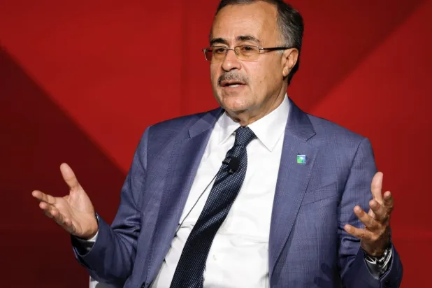 الناصر قال إن التوجيه الأخير من الحكومة حول الطاقة الإنتاجية القصوى «يوفر مزيداً من المرونة» (أ.ب)