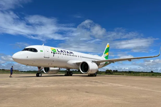 طائرة تتبع شركة «لاتام إيرلاينز» (حساب الشركة على منصة «إكس»)