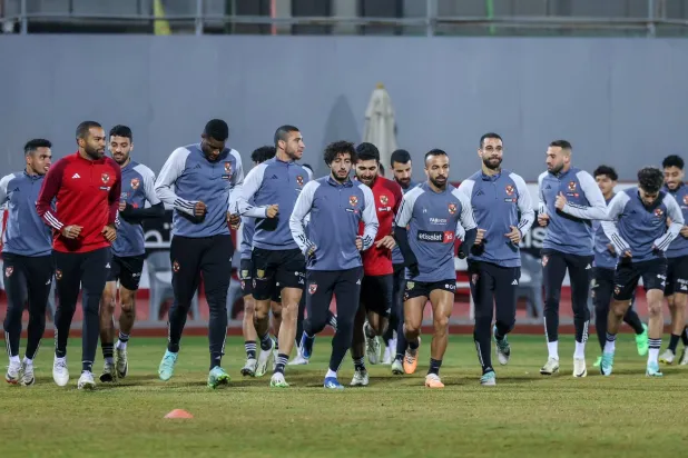 الأهلي يبحث الحفاظ على لقبه (النادي الأهلي)