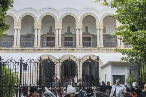 إجراءات أمنية استثنائية وحركة مكثفة في محكمة تونس العاصمة (وسائل إعلام تونسية)