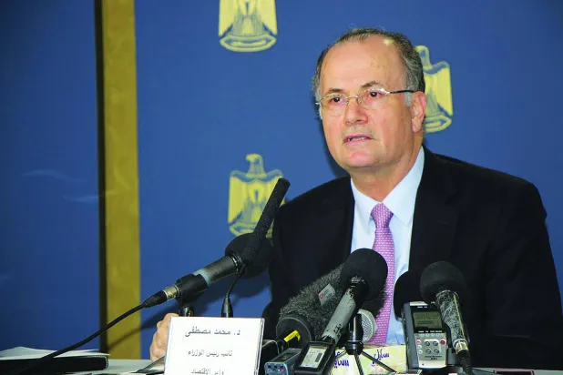 الدكتور محمد مصطفى المكلف تشكيل الحكومة الفلسطينية الجديدة