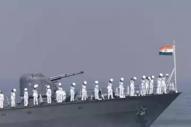 سفينة تتبع البحرية الهندية (أرشيفية - رويترز)