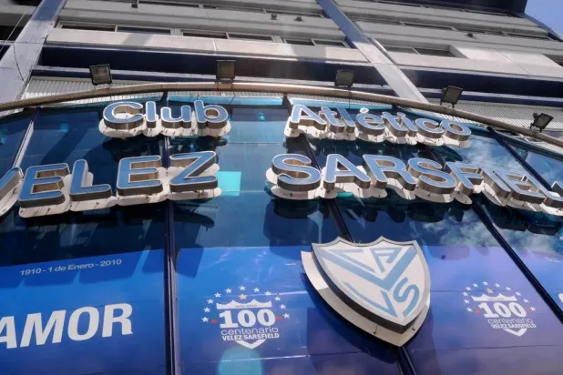 امرأة تبلغ 24 عاماً اتهمت 4 لاعبين من الفريق الأرجنتيني بالاعتداء (إكس)