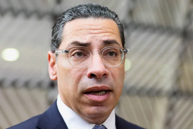 وزير الخارجية القبرصي كونستانتينوس كومبوس (رويترز)