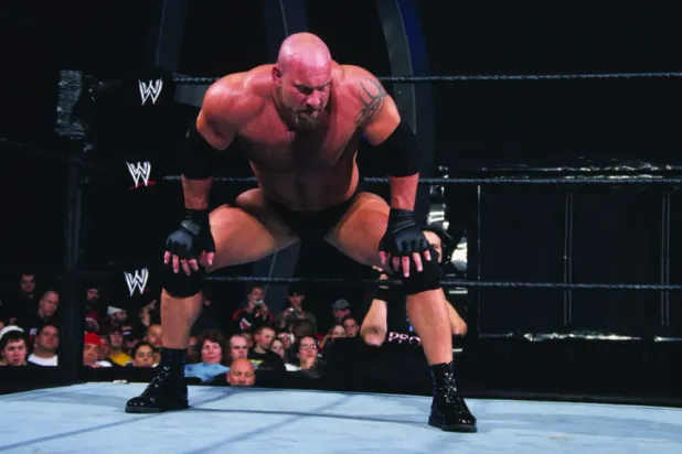 بيل غولدبيرغ يتألم بهزيمة غير مُتوقَّعة (WWE)