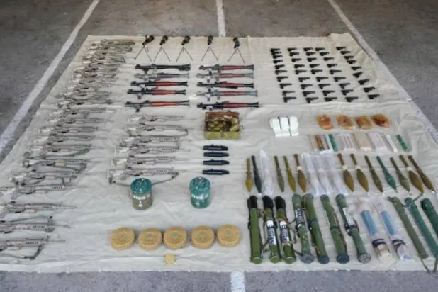 كمية من الأسلحة المضبوطة (الناطق بلسان الجيش الإسرائيلي)