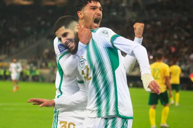 منتخب الجزائر تعادل مع جنوب أفريقيا 3 - 3 (الاتحاد الجزائري)