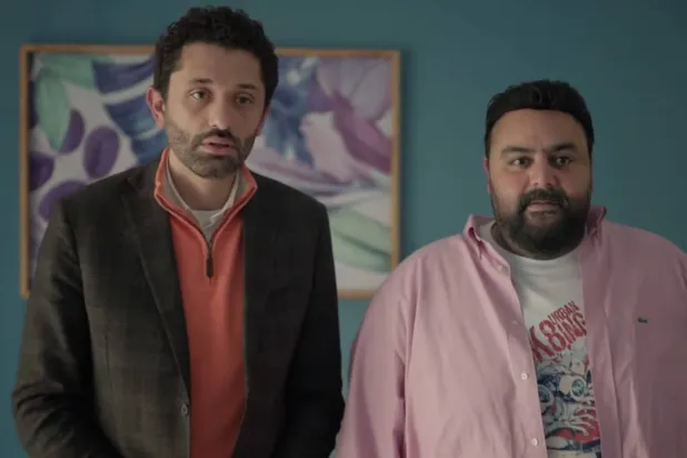 شيكو وكريم محمود عبد العزيز في لقطة من مسلسلهما (الشركة المنتجة)