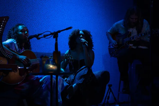 يعيد ألبوم بيونسيه الجديد تسليط الضوء على التاريخ الطويل للمغنين أصحاب البشرة السمراء (أ.ف.ب)