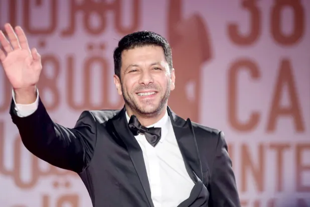 يشير نصار في اللقاء إلى أنه بات أكثر قرباً وفهماً للشارع المصري (حسابه على «فيسبوك»)