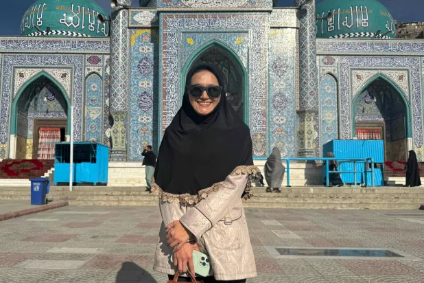 سائحة من تايلاند في كابل 25 مارس (آذار) 2024 (أ.ف.ب)