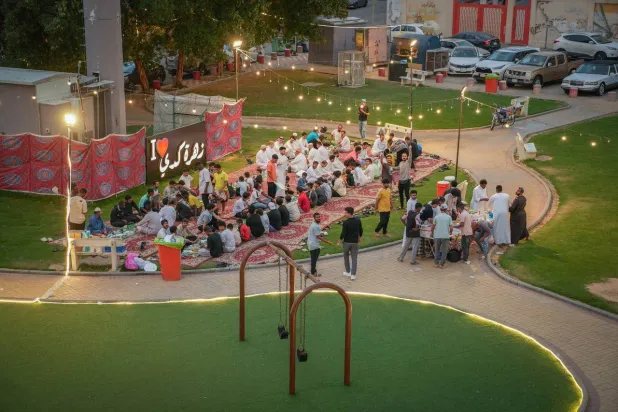 إحدى فعاليات «زهرة كدي» الخاصة بالإفطار الجماعي (الشرق الأوسط)