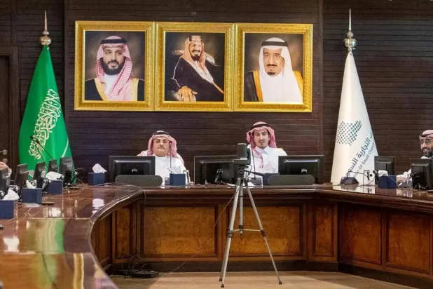 جانب من اجتماع اللجنة الوطنية الخاصة للصناعات العسكرية أثناء اختيار الشثري رئيساً والمحيميد نائباً له (الشرق الأوسط)