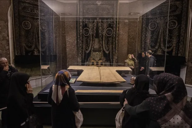 Hırka-i Şerif cuma günü ziyarete açılacak