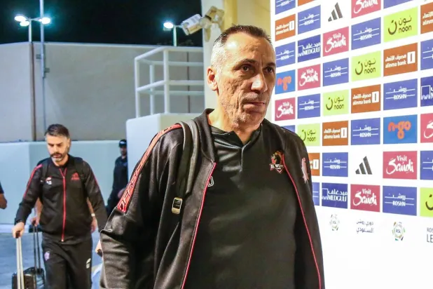 دونيس كشف أن فريقه كان يعاني من سوء الحظ (نادي الوحدة) 