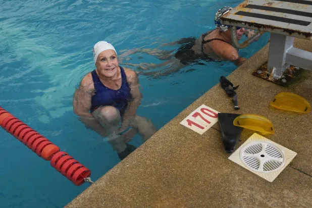 السبّاحة التشيلية إليانا بوش (أ.ف.ب)