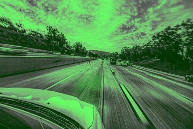 طرقات سريعة لشحن السيارات الكهربائية لاسلكياً