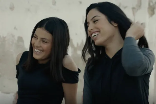 «بنات ألفة» (تانيت فيلمز).