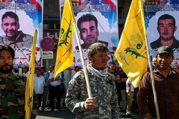 أرشيفية للواء «فاطميون»... (موقع إيران يور فارسي)